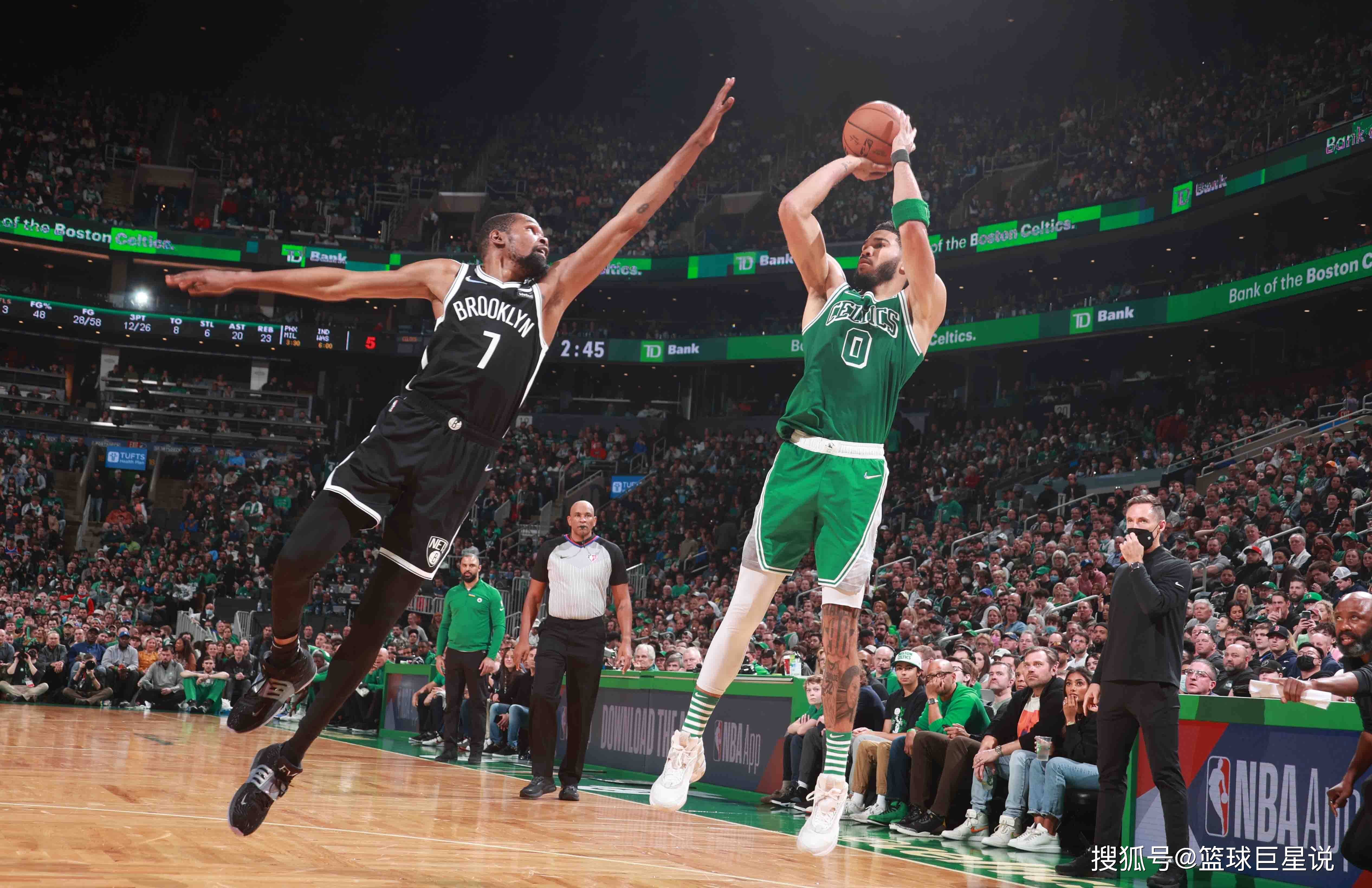 南宫28-塔图姆重要时刻表现优异，美国队带队取胜！热度持续攀升的简单介绍